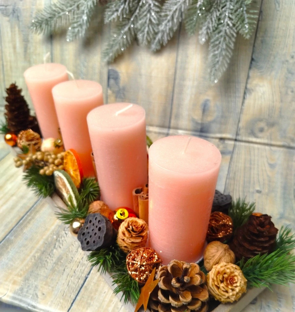 Rustikální adventní štola v lososové