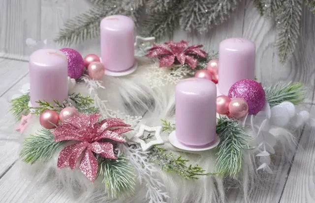 Adventní věnec v kožíšku